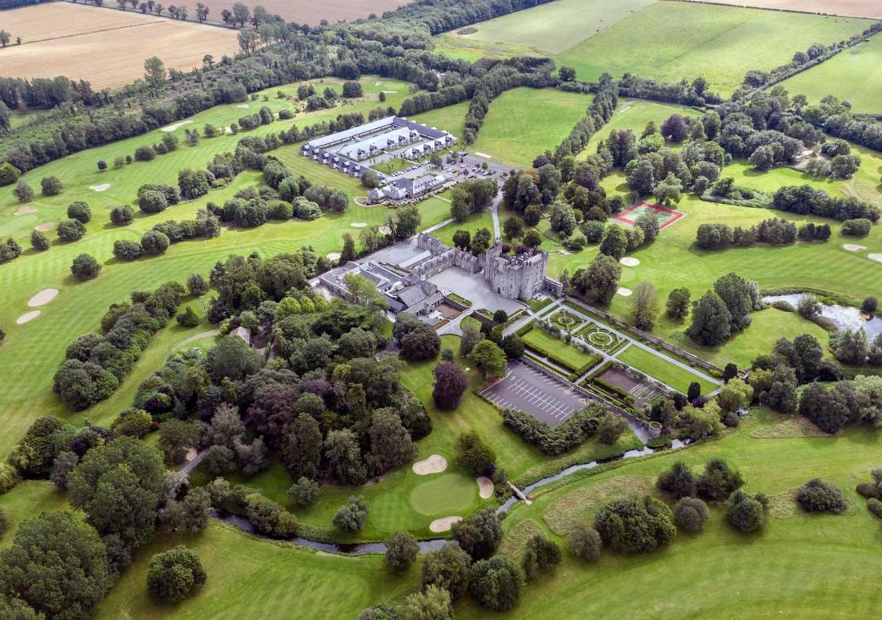 The Lodges At Kilkea Castle Екстериор снимка