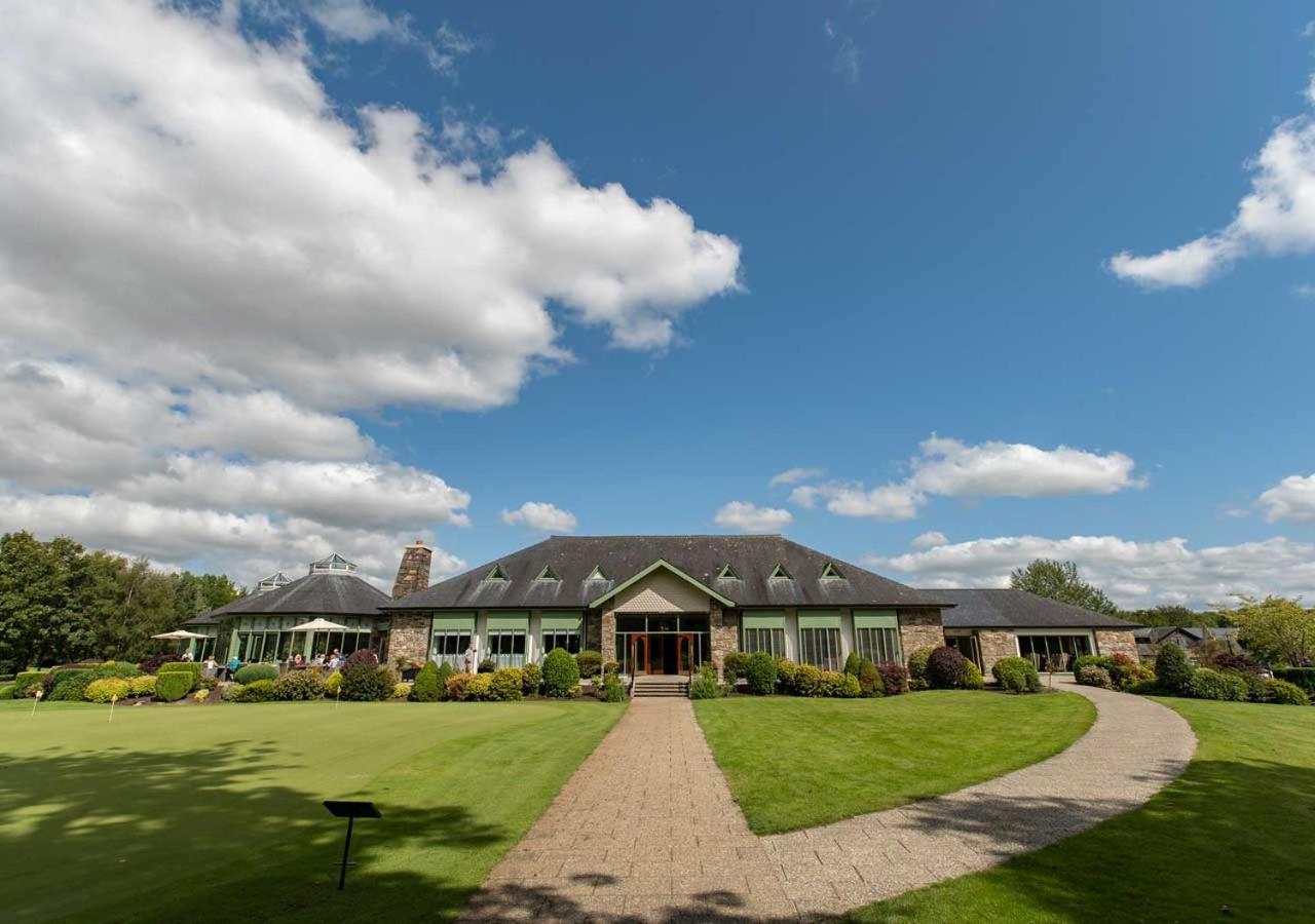 The Lodges At Kilkea Castle Екстериор снимка